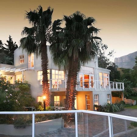 האוט ביי Art Gallery Guest House - Thandekayo מראה חיצוני תמונה